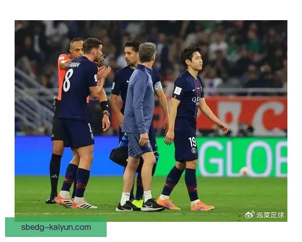 李刚仁持续提升在国内外足球界的影响力与表现。