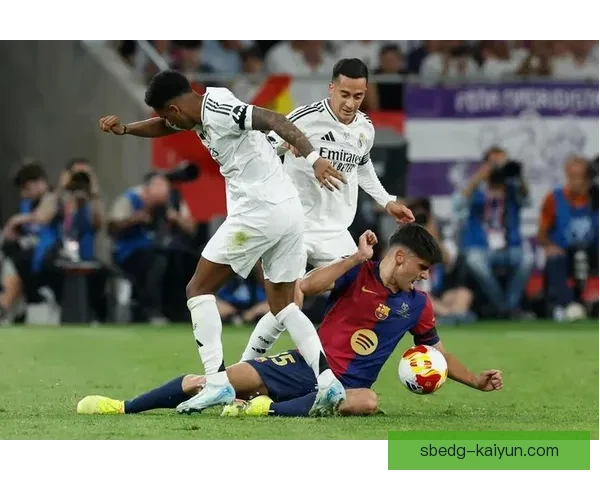 国王杯决赛中佩德里表现卓越，球队发挥稳定值得关注